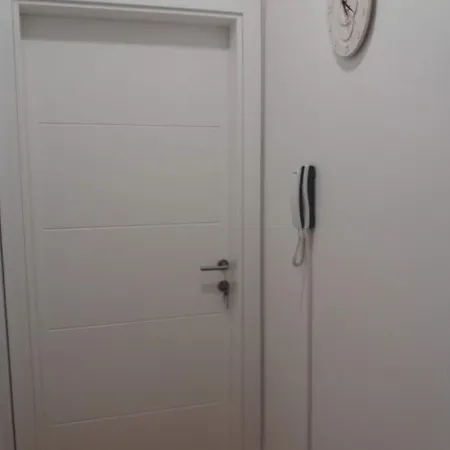 Daire Apartman Dragica U Centru Grada Trebin